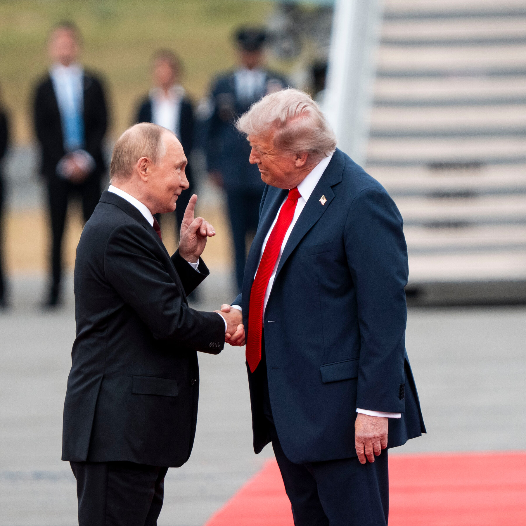 Trump Wants Putin to End the War. He May Offer Russia Business Deals First. 17dc prexy 2 pzmt mediumSquareAt3X