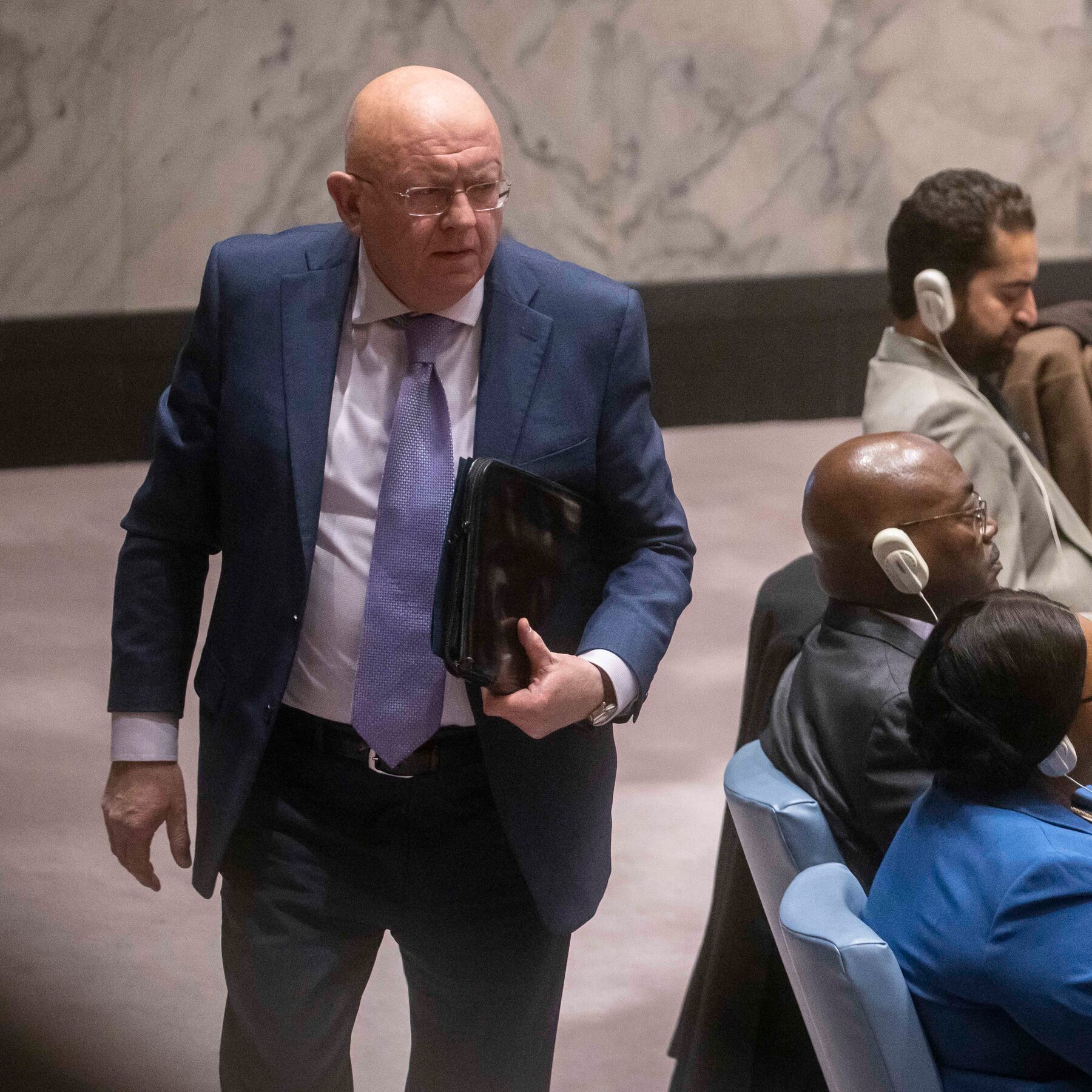 Russia and China Veto U.S. Bid to Renew U.N. Monitoring of Iran Nuclear Program 17int unsc iran veto hpqc mediumSquareAt3X