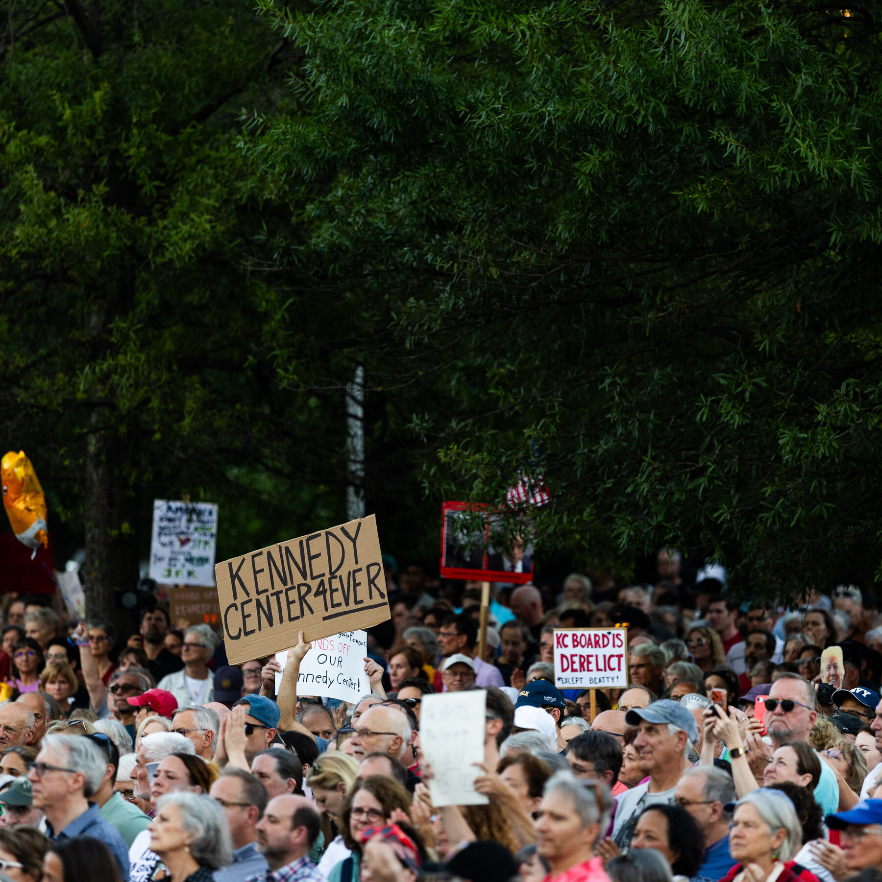 Kennedy Center Supporters Rally Amid Speculation About Possible Demolition 18dc kennedy center qmtg mediumSquareAt3X
