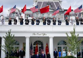 Flyovers and Pandas Masked Divides in Trump and Xi’s U.S.-China Summit