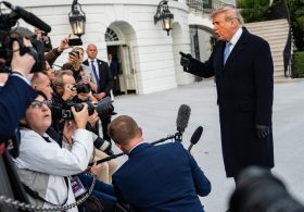 Trump’s Standoff With White House Reporters, and the Rise and Fall of ‘Pervert Glasses’