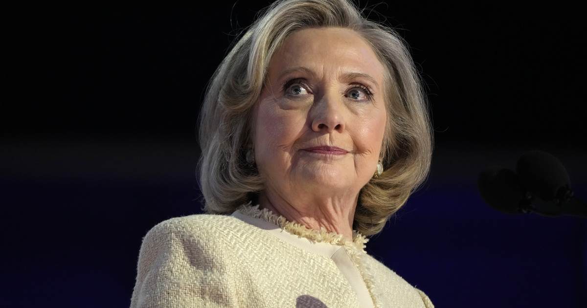 Hillary Clinton Just Went After Donald Trump. She Gets Absolutely Wrecked. 44e8a9 1200x630 1