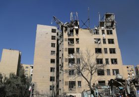 US officials expect Trump to resume major Iran war after midterms – Axios