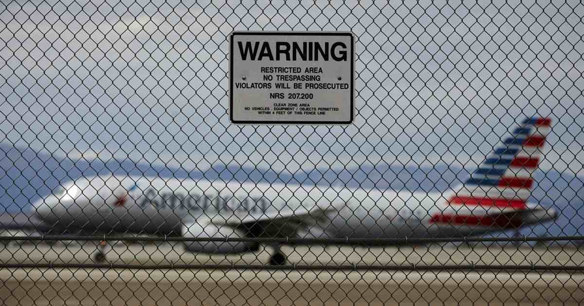 ICE Arrests Democrat Lawmaker's Staffer. The Fascinating Bit Is How They Caught Him. 4aaae8964 1200x630 1