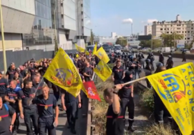 Strikes paralyze France as Macron’s popularity flatlines (VIDEOS)