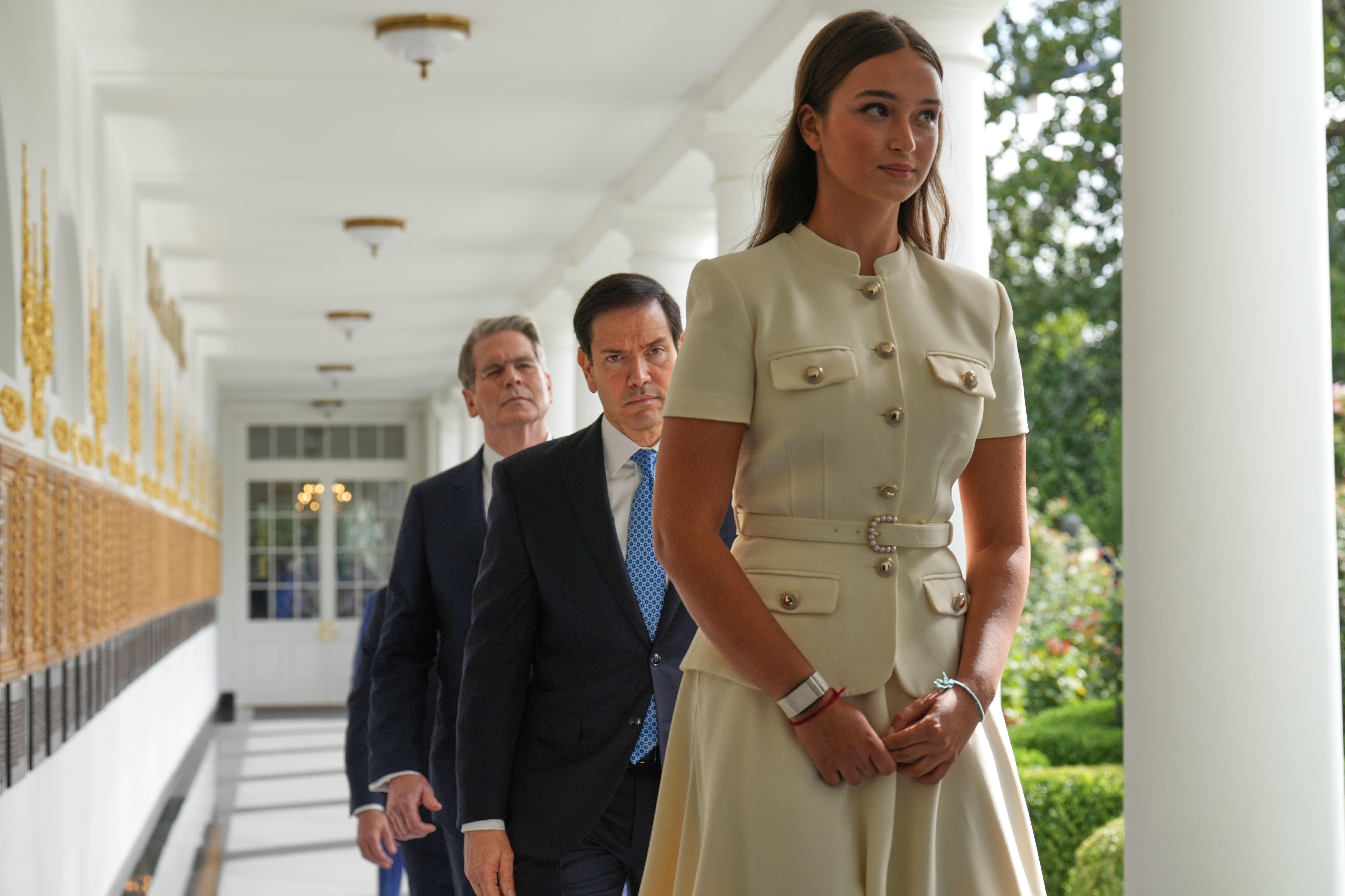 Ivanka Trump’s daughter, Arabella, 15, had special three-word greeting for Xi during China state visit 7065