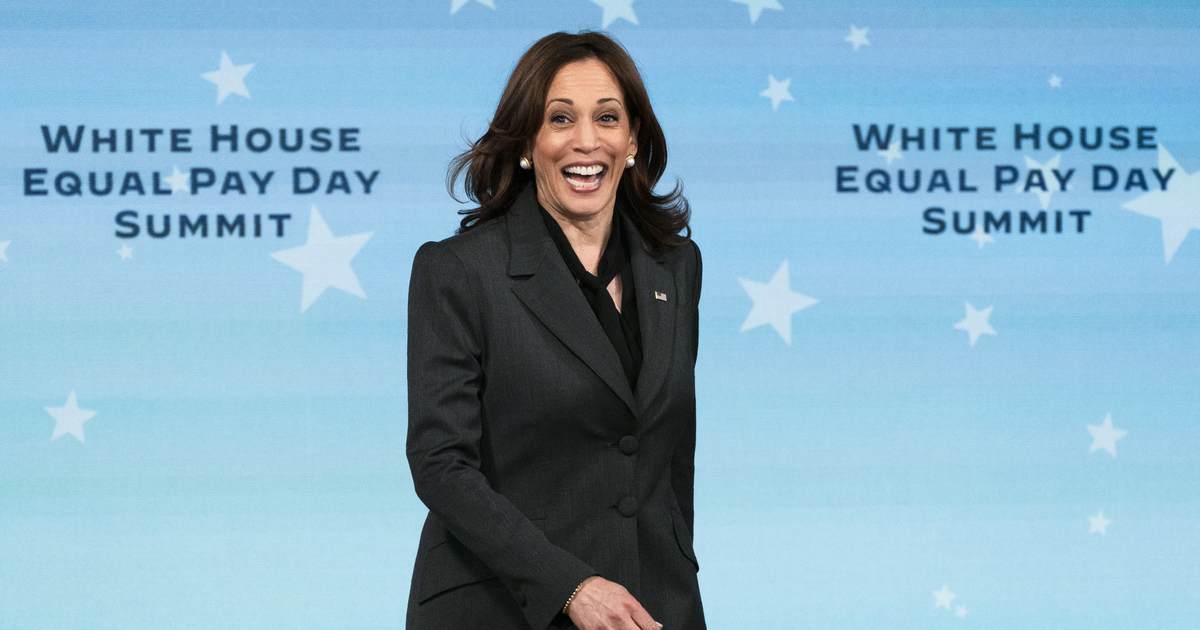 Watch As Kamala Tries to Explain Algorithms, Then Prepare to Get Inundated With Drunk Wine Mom Reels 85ec1ba 1200x630 1