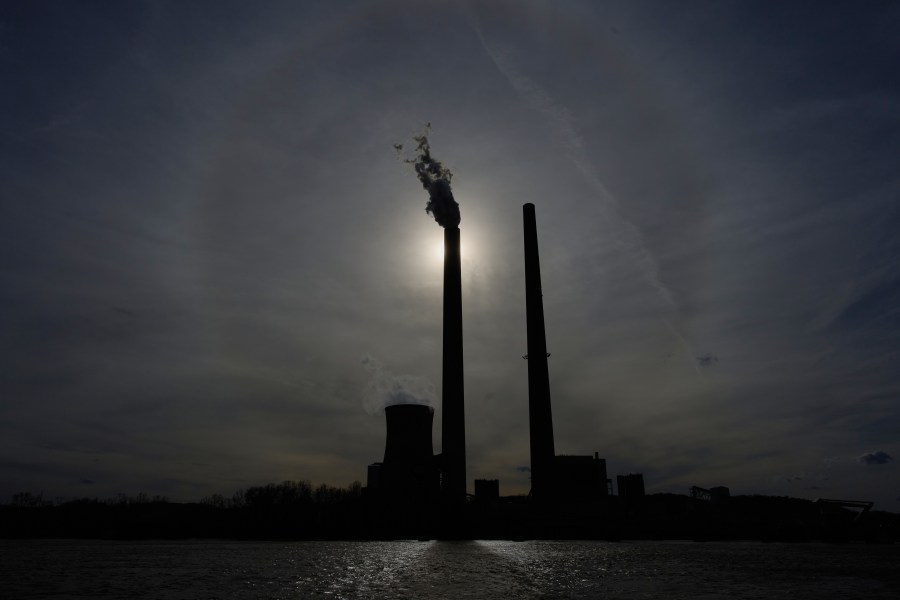Trump guts climate rules for coal and gas power plants 8680853597