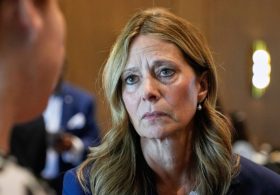 Ohio gubernatorial candidate confronted by armed man at fair