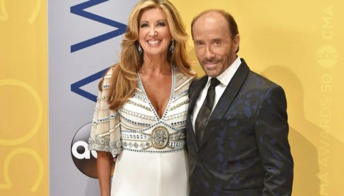 White House nominates Lee Greenwood’s wife to be next Barbados ambassador AP16307817228241 e1789481710835