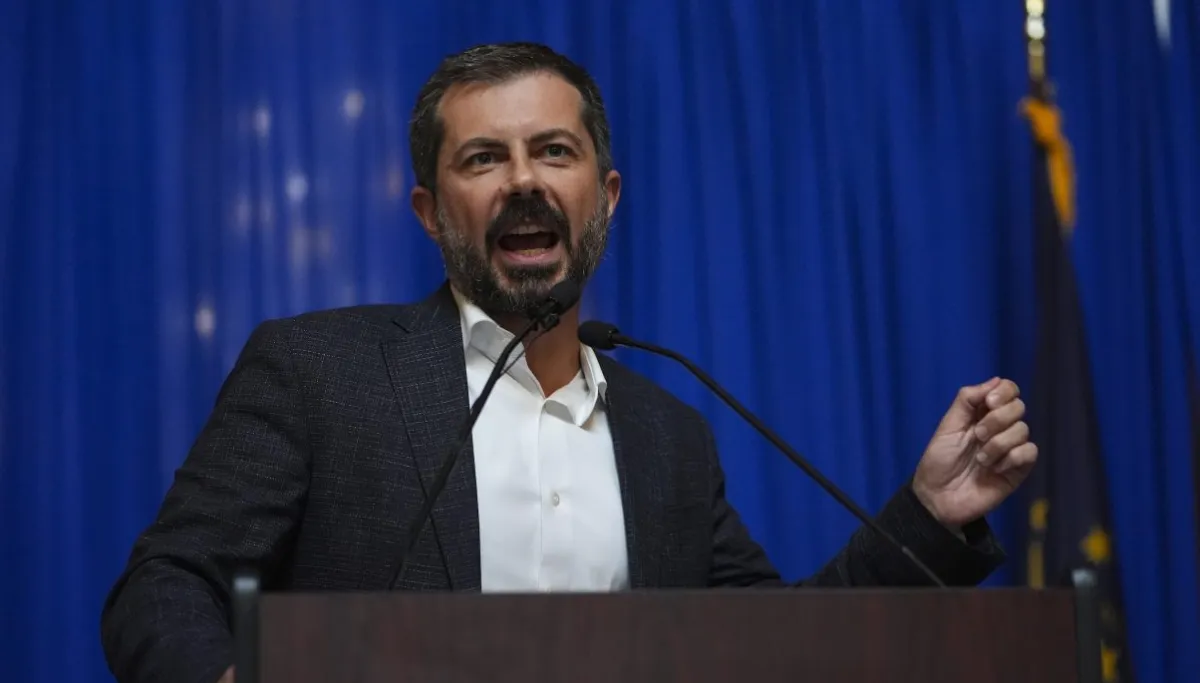 Buttigieg said ‘of course’ US was ready for a gay president AP25261674304885 e1773586592380