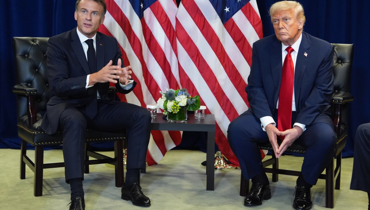 Macron refrains from blaming Trump but pushes for deal to open Strait of Hormuz ‘today’ AP25266700179401