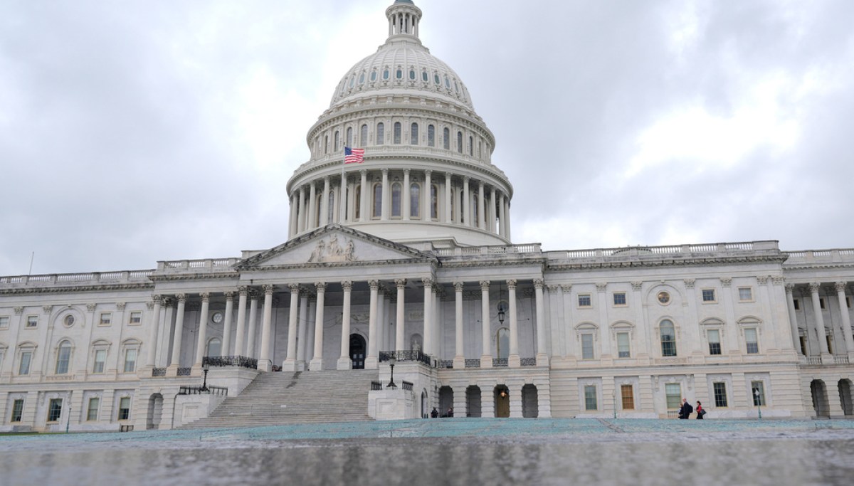 Trump allies building ‘lawfare’ defense apparatus before possible Democratic takeover AP25268653066733