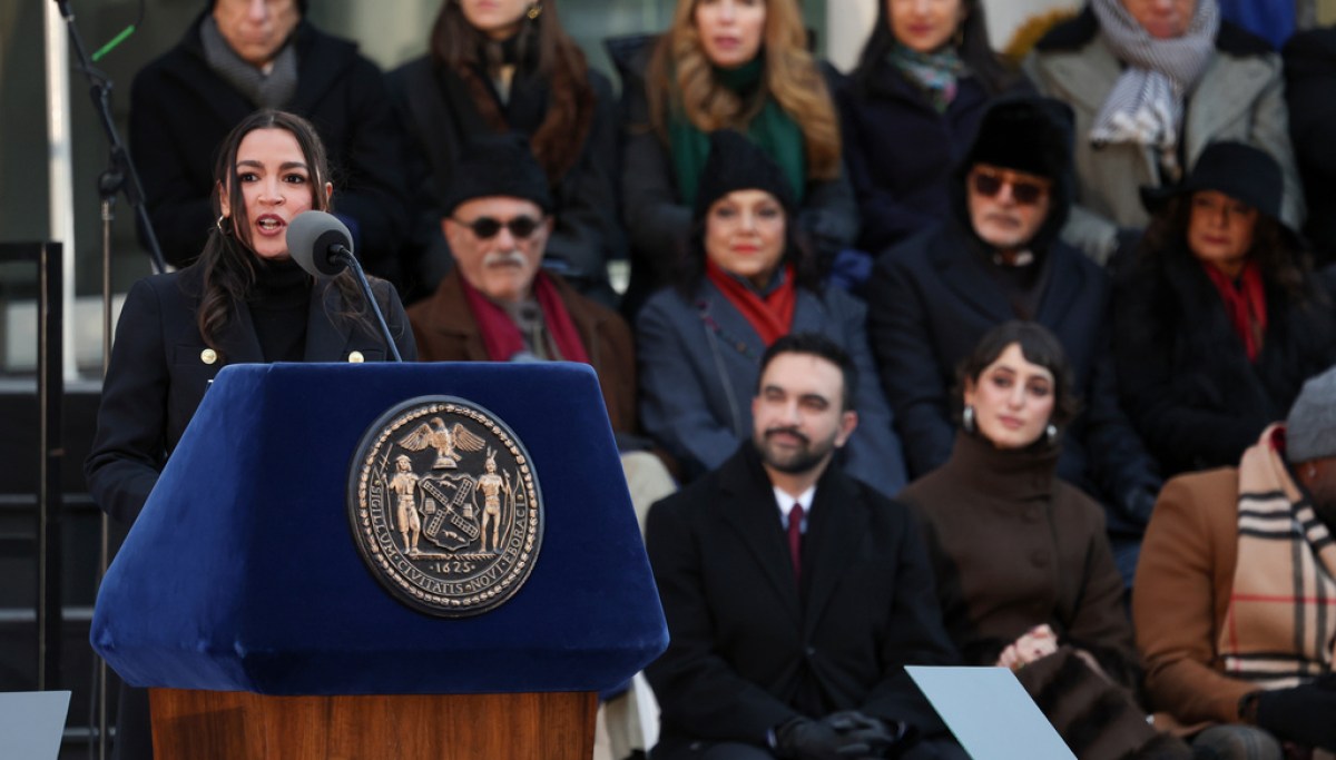 Mamdani signed petition marking AOC as ‘most viable’ 2028 presidential pick AP26001677966358
