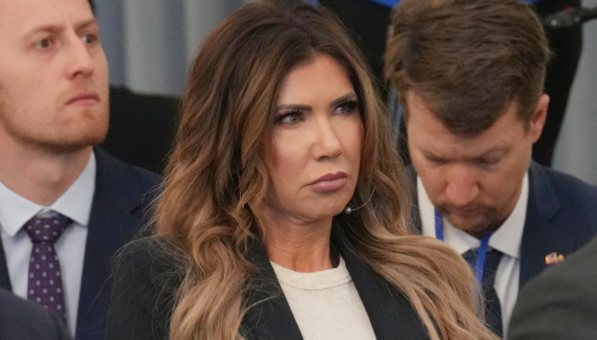 Kristi Noem files for divorce from husband Bryon after ‘irreconcilable differences’ AP26134554746559