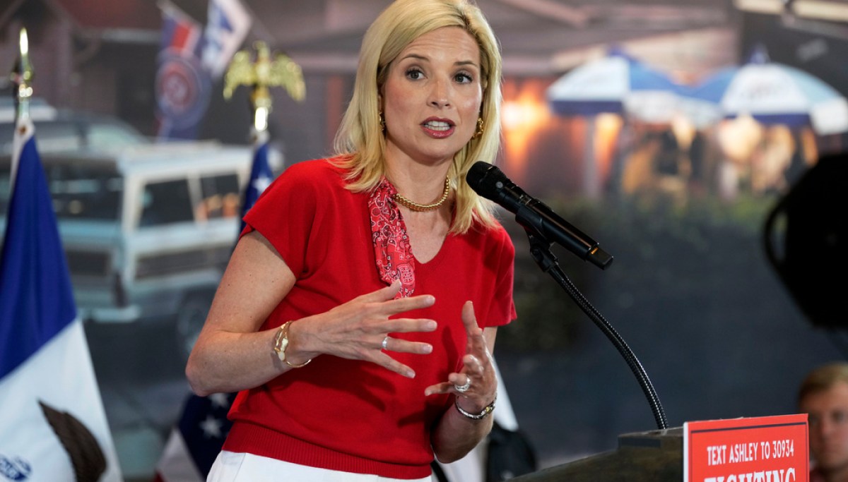 Iowa Senate race shifts to toss-up as Iran war plagues Republican Hinson  AP26150738235765
