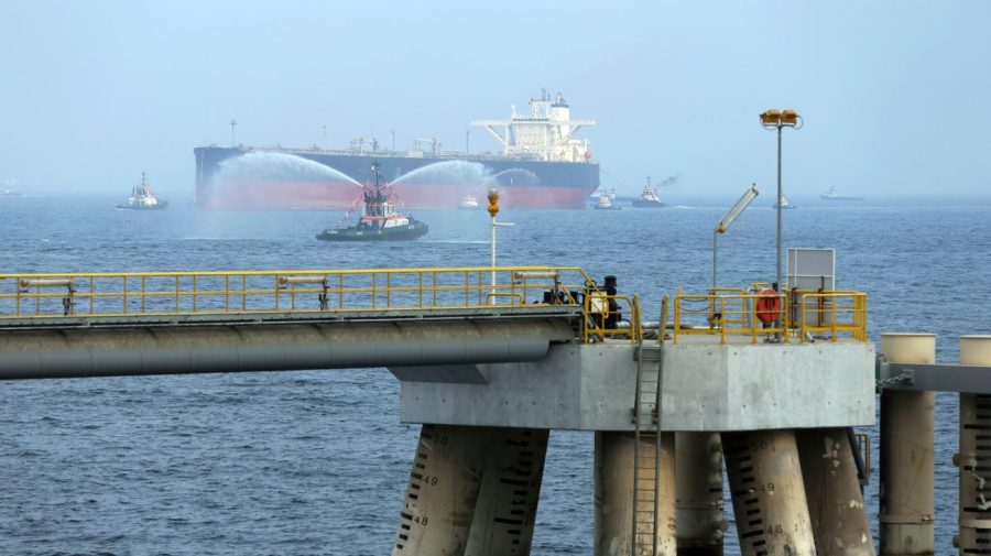 Oil rises past $100 a barrel after latest Middle East attacks AP26207813029050 e1788958119145