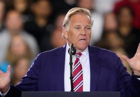 Rogers calls for end to war in Iran: ‘Michigan families can’t afford to wait’