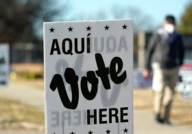 Democrats make sharp gains among Latino voters in battleground districts: Poll