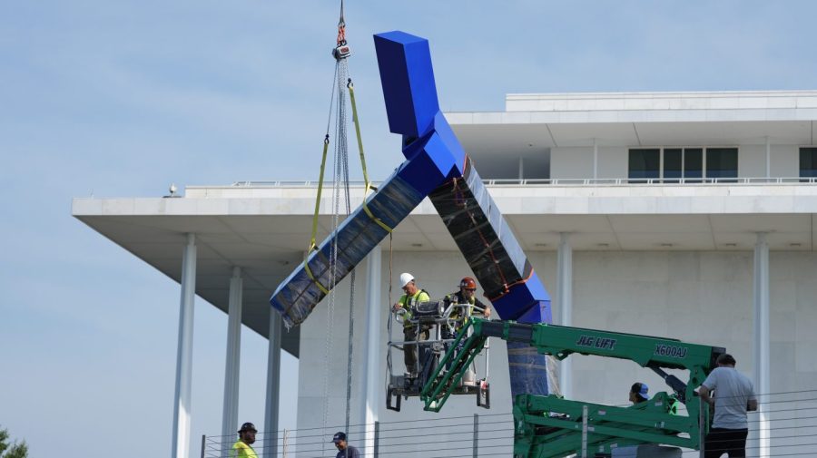 Former Kennedy Center chair buys dismantled Blue statue AP26245513976733 e1788358754917 2