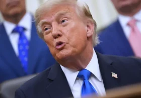 Democrats split on how to counter Trump’s midterm convention