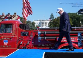 Trump gambles big on midterm elections with convention spotlight