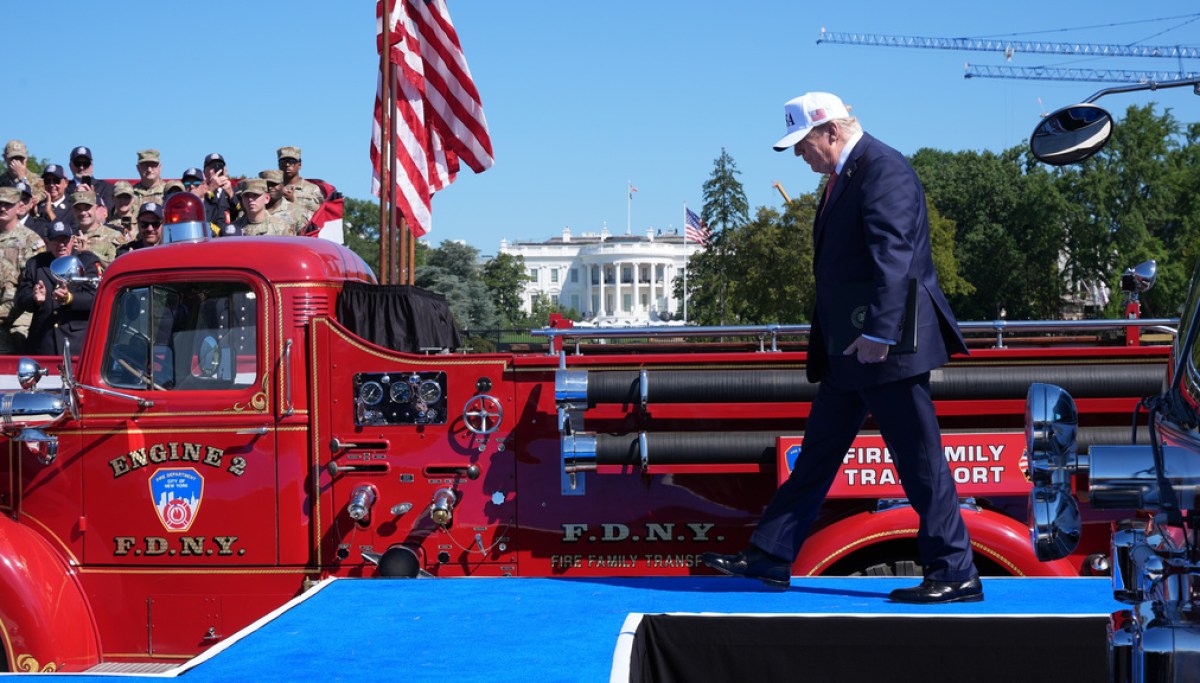 Trump gambles big on midterm elections with convention spotlight AP26251547237445