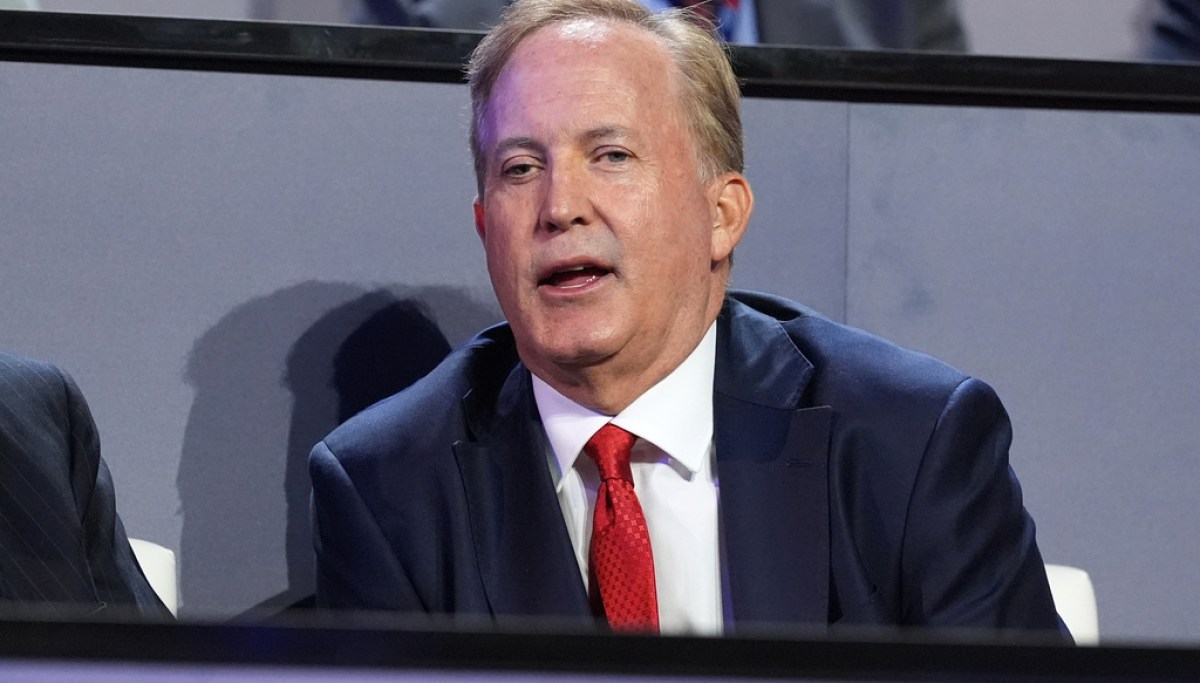 Paxton says Trump’s midterm convention dragged GOP numbers down in leaked audio AP26252757363802