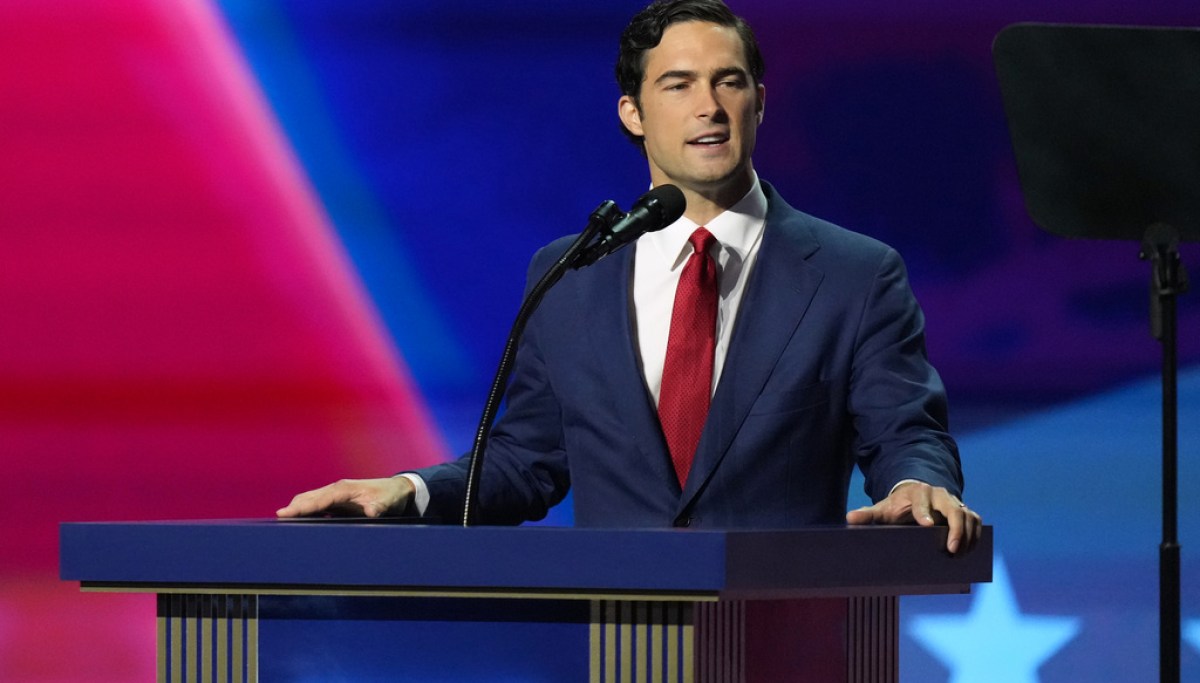 Brandon Gill’s viral rise fuels potential bid for top House Oversight role AP26252814135509