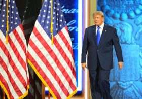 Live updates: Trump, Vance to close out RNC midterm convention; Democrats counter with protests