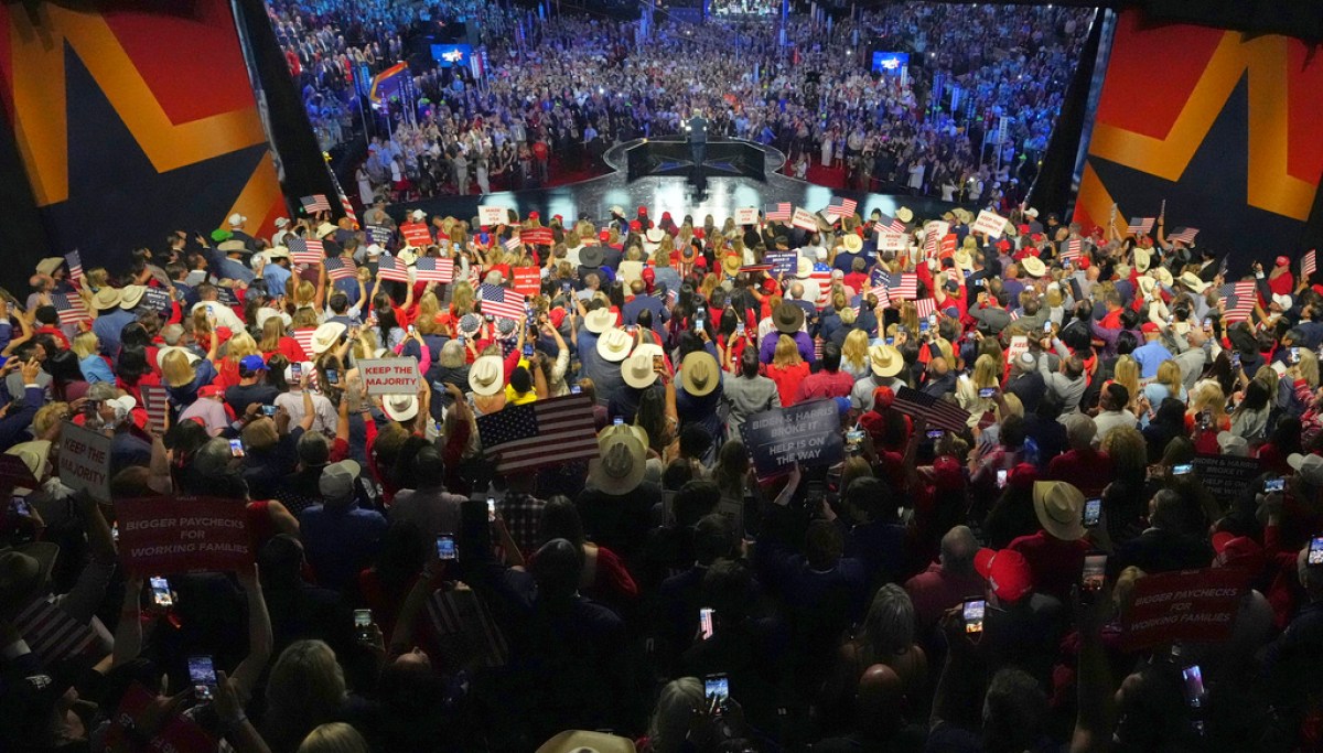 Bob Cusack reacts to midterm convention: Independent voters Trump needs may not be watching AP26253070470012