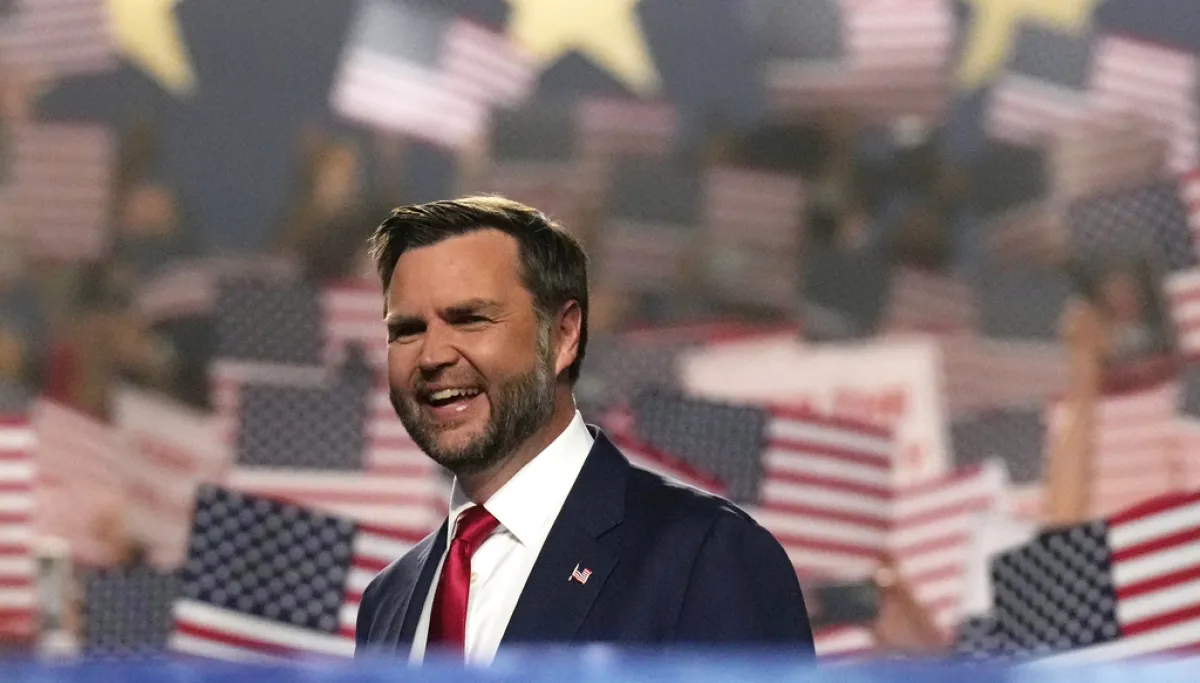 Scott Walker urges Vance to avoid DeSantis’s 2024 pitfalls: ‘Keep running harder’ AP26254075289068 104cd2