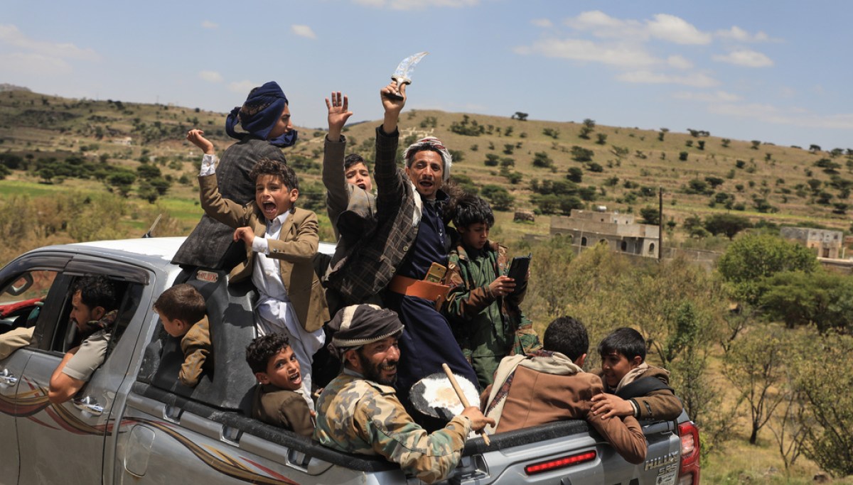 Saudi Arabia appeals to US as pipeline closure and Houthis spike oil prices AP26255412656670