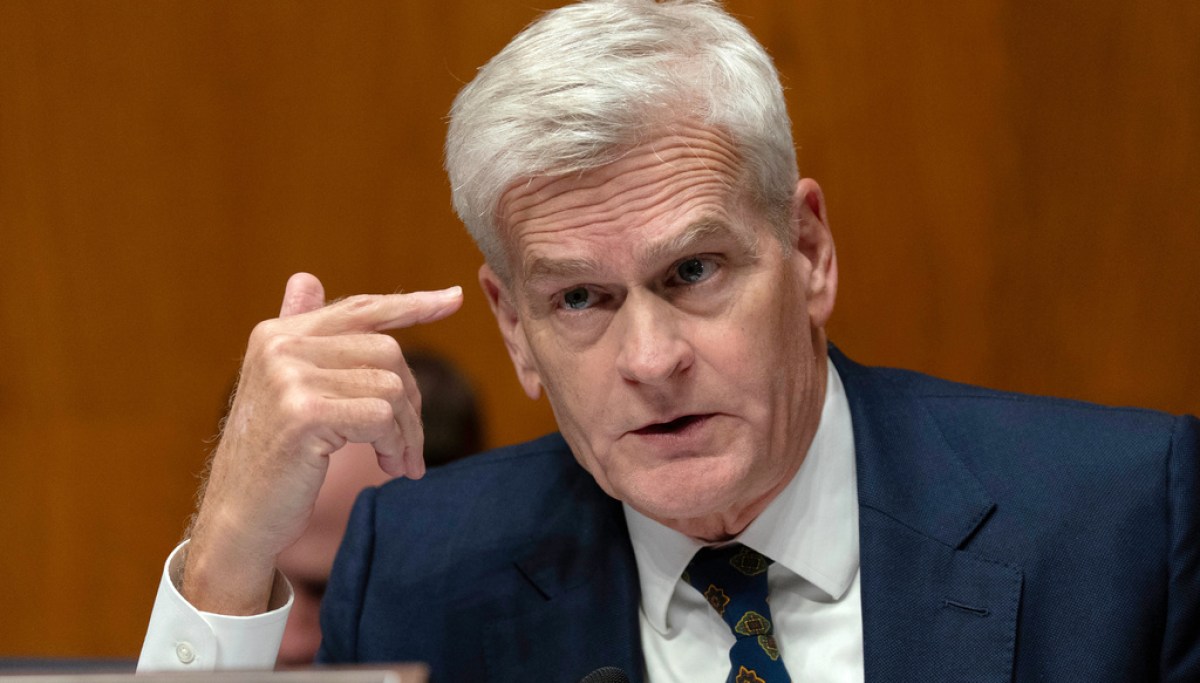 Sen. Bill Cassidy wants proof Trump Jr. paid Russian oligarch back for wedding AP26259650481308 bc9b79