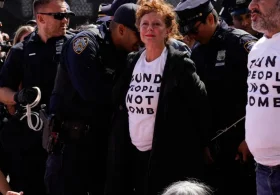 Celebrities join protesters in NYC ahead of Netanyahu’s UN speech