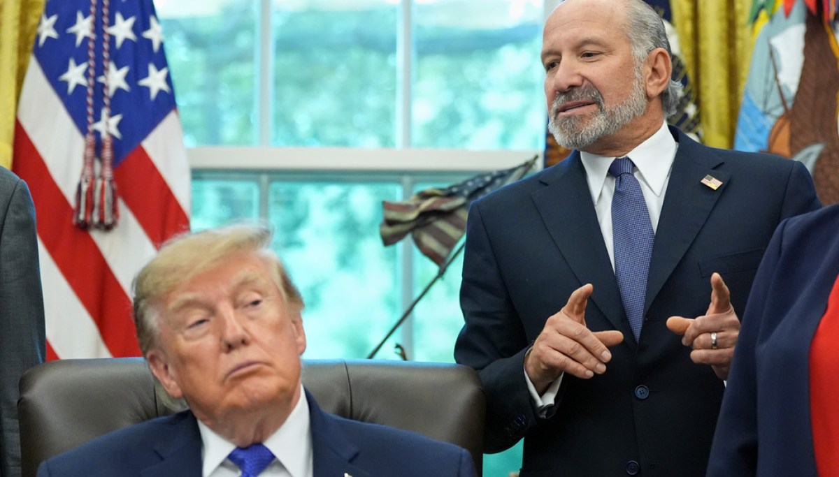 Trump to announce natural gas project in Alaska AP26271668594355
