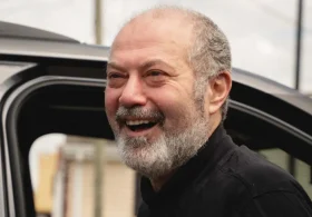 Judge rules US can deport Wisconsin mosque leader over national security