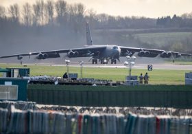 UK police to release 5 men arrested in US air base incident