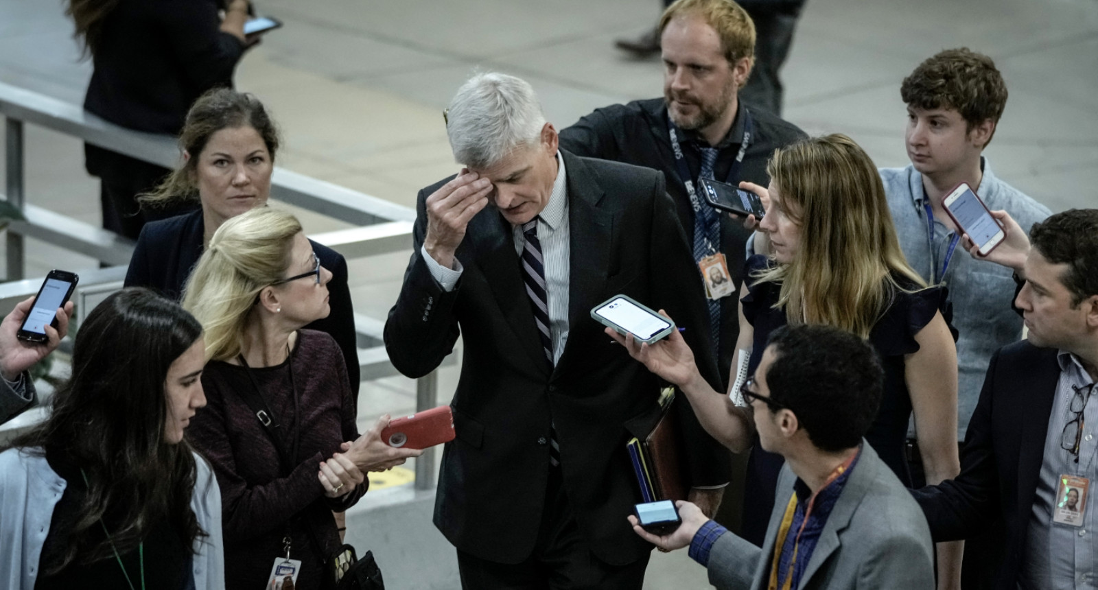 Outgoing GOP Senator Sounds Off Over Vaccine Policies Cassidy