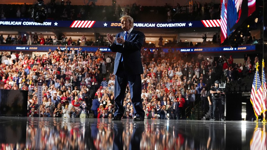 Trump faces blowback with $5,000 dividend promise Dividend react 091026 Manchester AP Jacquelyn Martin