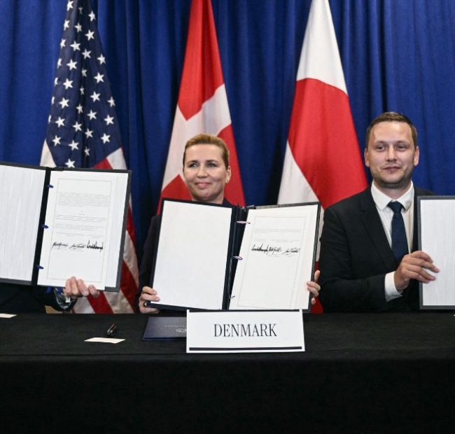 Trump Signs ‘Historic’ Deal Giving US ‘Complete Ability to Do What It Deems Is Necessary in Greenland’