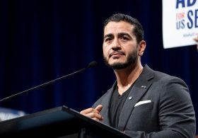 El-Sayed mocked for ‘word salad’ answer when pressed by conservative on voting for him: ‘Worse than Kamala’s’