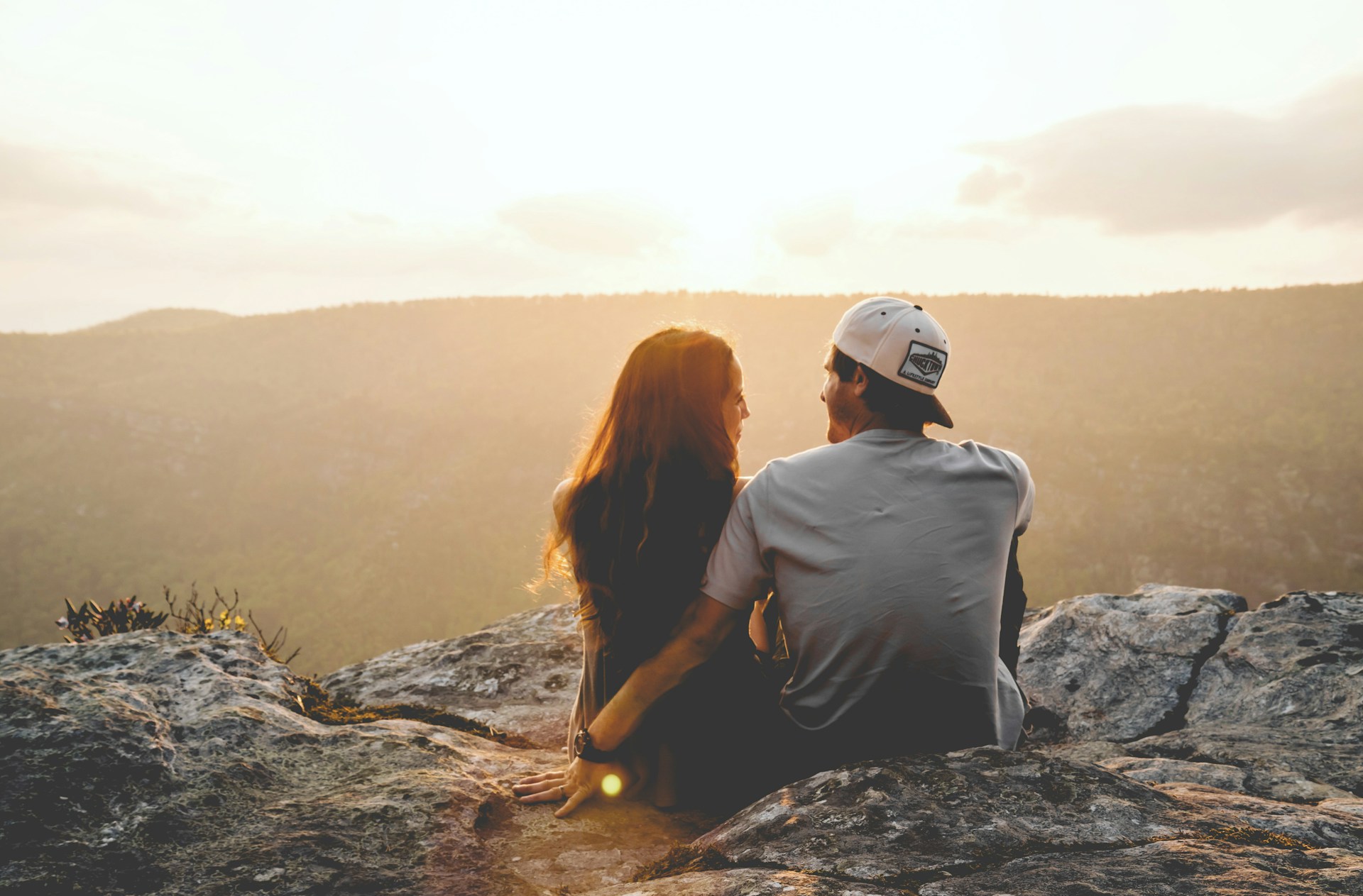 Twice As Many Men Are Single Than Married Today. Are Women To Blame? G6k unsplash