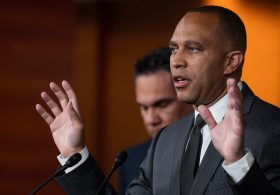 House Democrats Plan Investigations Into Trump, Family and Cabinet if They Win Midterms