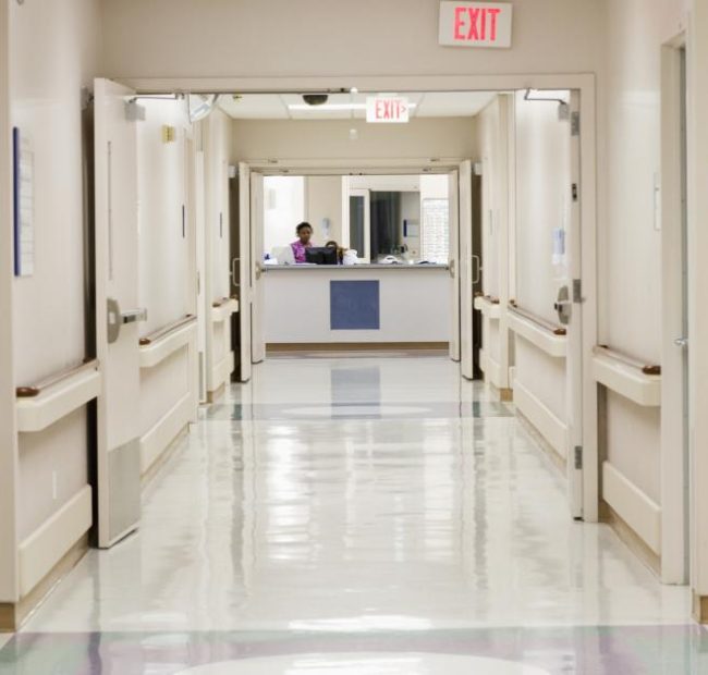 Elderly woman sues hospital after surgeons amputate the wrong leg