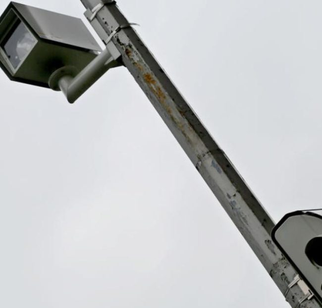 Speed cameras in Chicago ticket drivers every 48 seconds, report finds