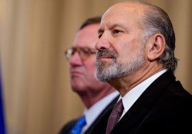 Trump makes announcement with Commerce Secretary Howard Lutnick
