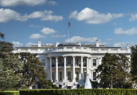 White House readmits CNN after court blocks media ban