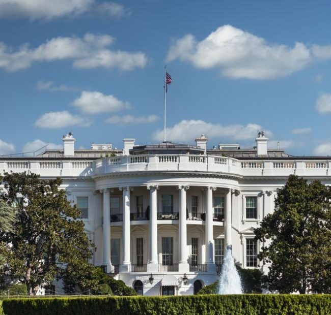 White House readmits CNN after court blocks media ban