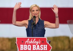 How Trump’s $15B steel project could save Ashley Hinson in Iowa